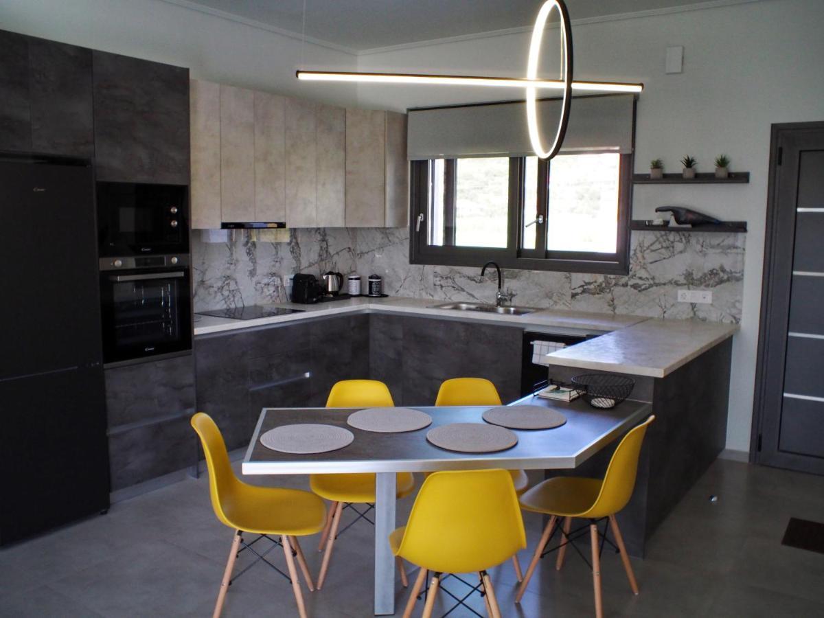 Nostos Luxury Villas With Private Pool In Nafpaktos Esterno foto