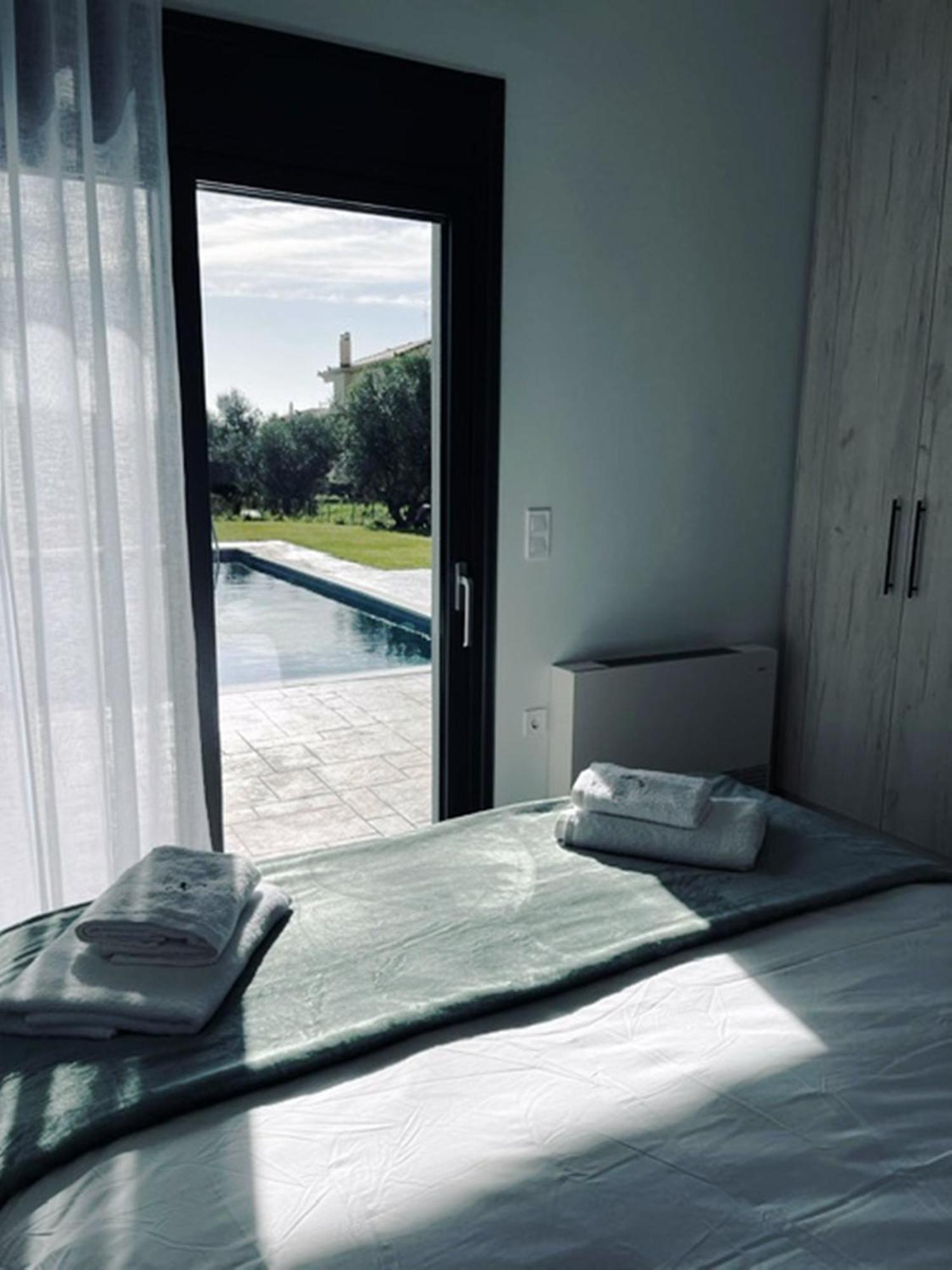 Nostos Luxury Villas With Private Pool In Nafpaktos Esterno foto