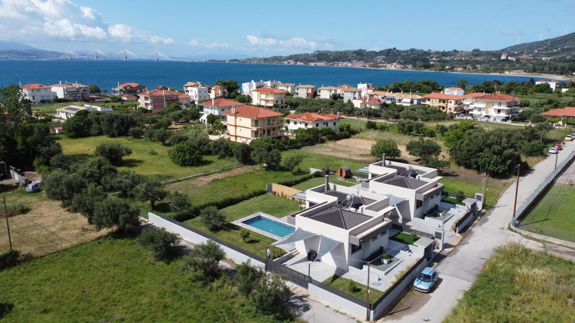 Nostos Luxury Villas With Private Pool In Nafpaktos Esterno foto